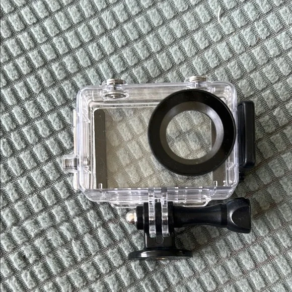 Waterproof Action Camera Case - Picture 1 of 8